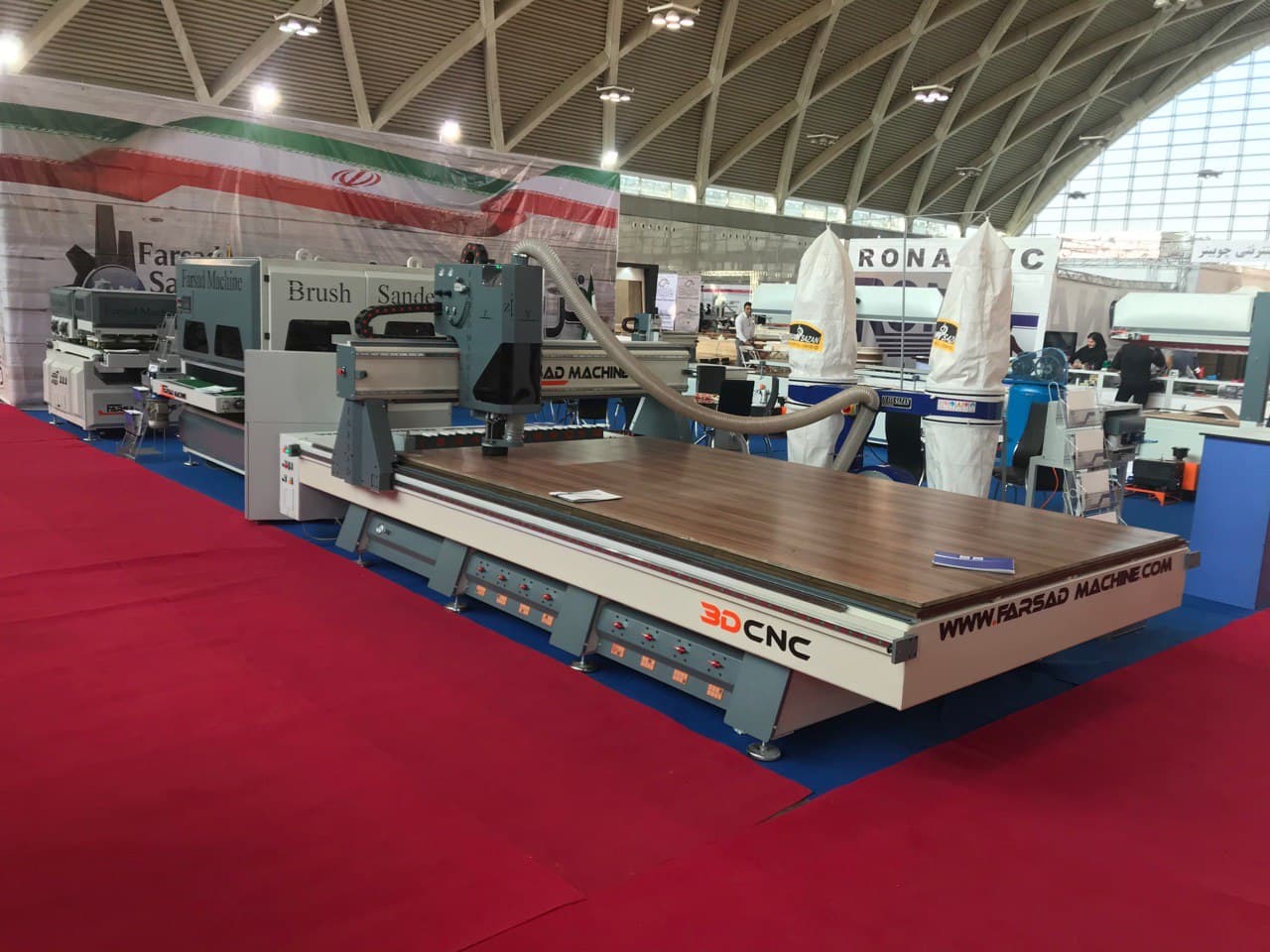 بررسی بخش ‌های تشکیل دهنده دستگاه CNC چوب | فرساد ماشین